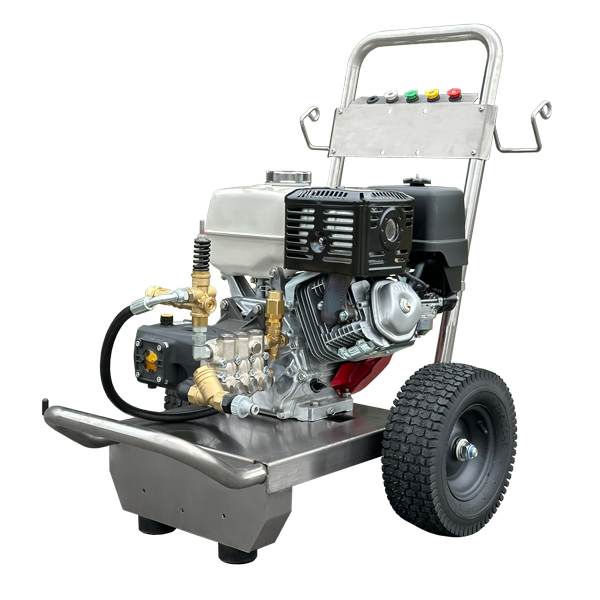 Commercial mobile water blaster